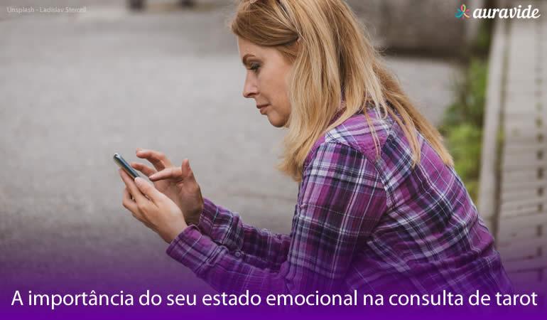 A importância do seu estado emocional na consulta de tarot