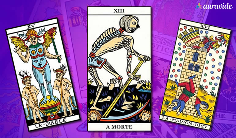 Existem cartas negativas no tarot?